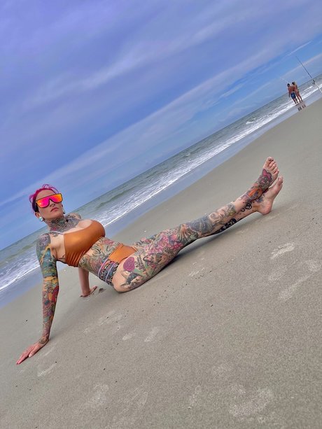 Обнаженная фотография утечки OnlyFans от Pinky