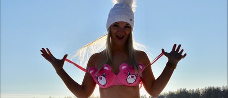Nagie wyciekłe zdjęcie OnlyFans od Pinkbearbirgit 