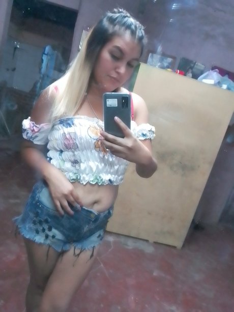 Foto nua vazada do OnlyFans de Pilii