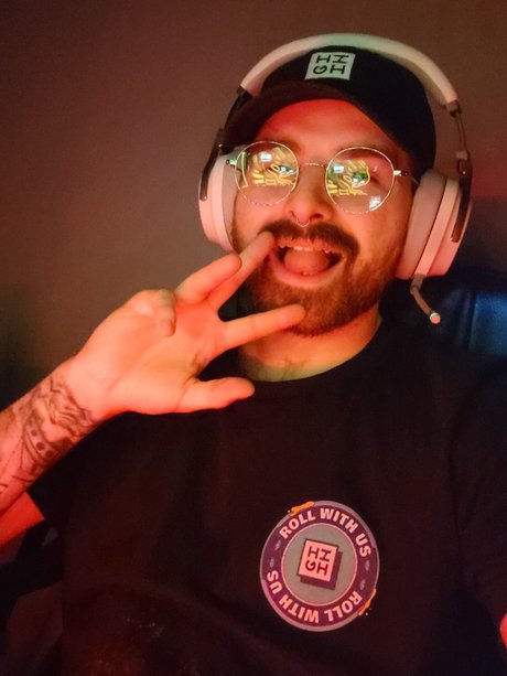 Naken läckt OnlyFans-bild av Cj Stoner