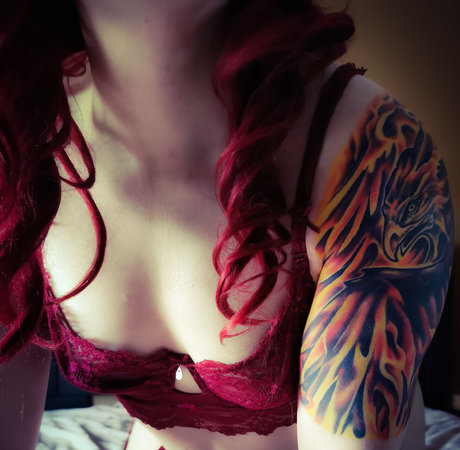 Naken läckt OnlyFans-bild av Phoenix Girl