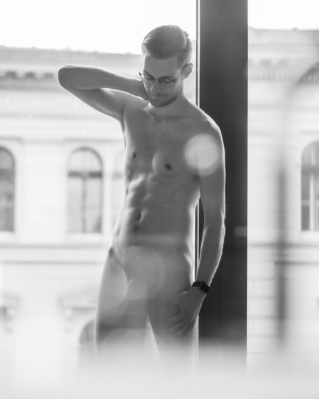 Naken lekkede OnlyFans-bilde av Phlppbln