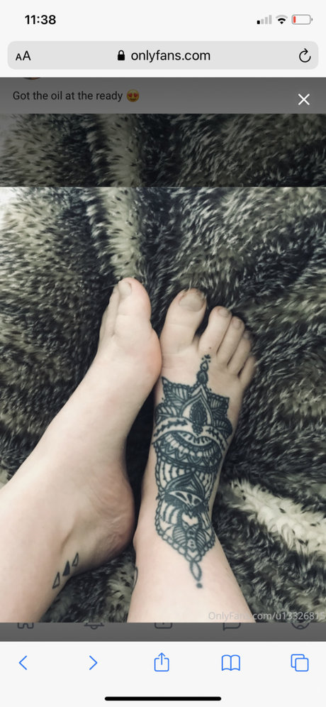Naken läckt OnlyFans-bild av Petite Size 3