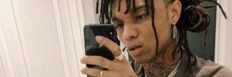 Foto nua vazada do OnlyFans de Pluto 