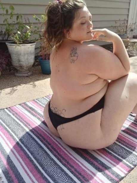Plush OnlyFans泄露裸照