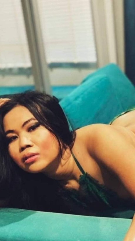 Naken läckt OnlyFans-bild av Ploylythaistarfree