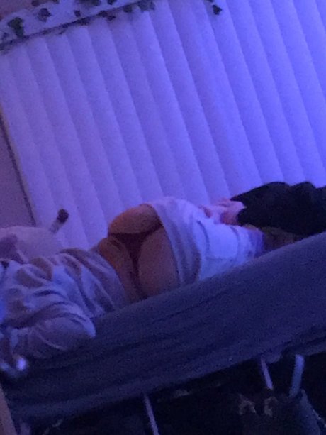 Naken läckt OnlyFans-bild av Aj