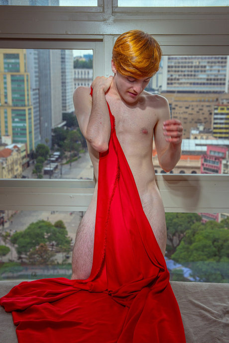 Naakte gelekte OnlyFans-foto van Pretty Boy Hoe
