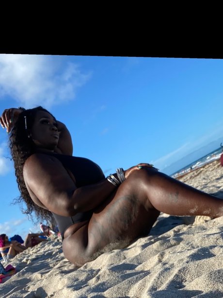 Nagie wyciekłe zdjęcie OnlyFans od Glammazhon