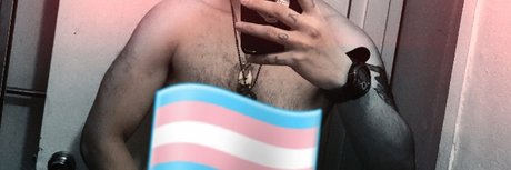 Naakte gelekte OnlyFans-foto van Mrred