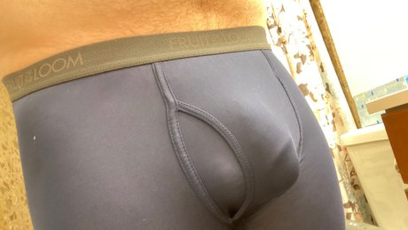 Naakte gelekte OnlyFans-foto van  Daddy Dutchman 