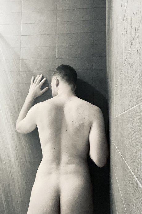 Foto desnuda filtrada de OnlyFans de Davis