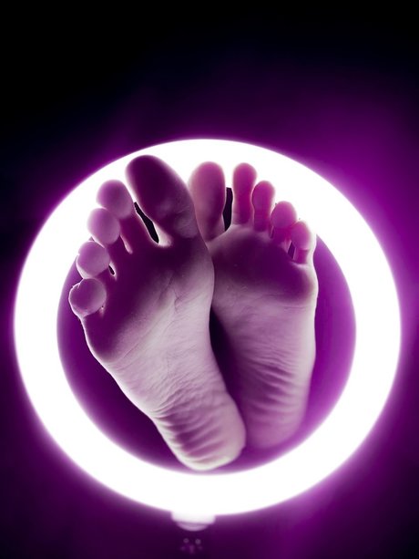 Photo nue de fuite OnlyFans de Prettyfeets