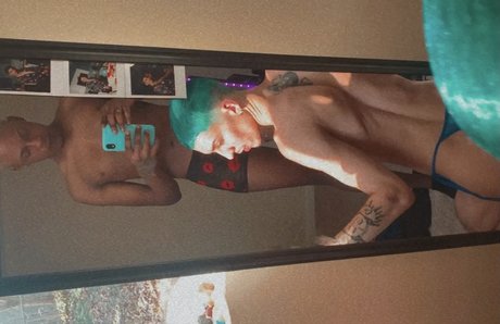 Naken läckt OnlyFans-bild av Wet Dreamz 