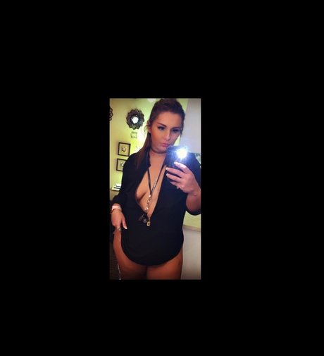 Alaston vuotanut OnlyFans-kuva Danielleymkay