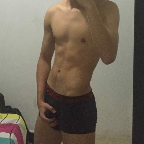 Daniel Valencia OnlyFans