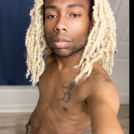 Alaston vuotanut OnlyFans-kuva Christian Codes