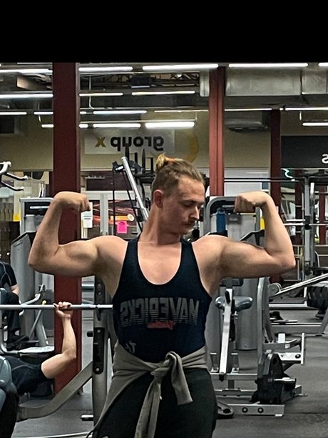 Naakte gelekte OnlyFans-foto van Chris