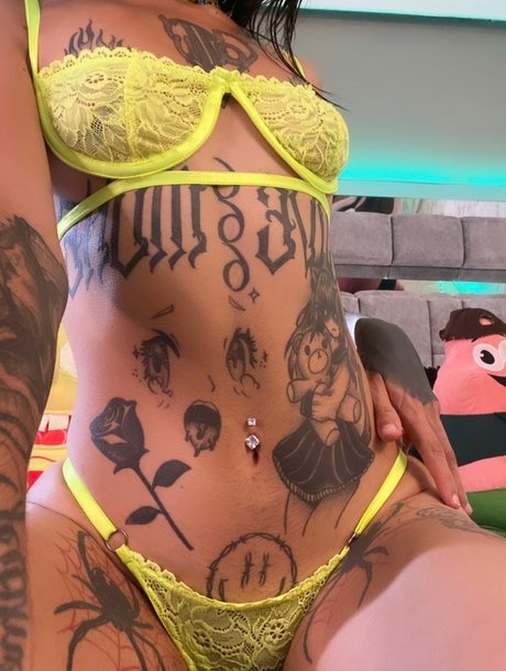Alasti lekkinud OnlyFans-i pilt Daniela Castao