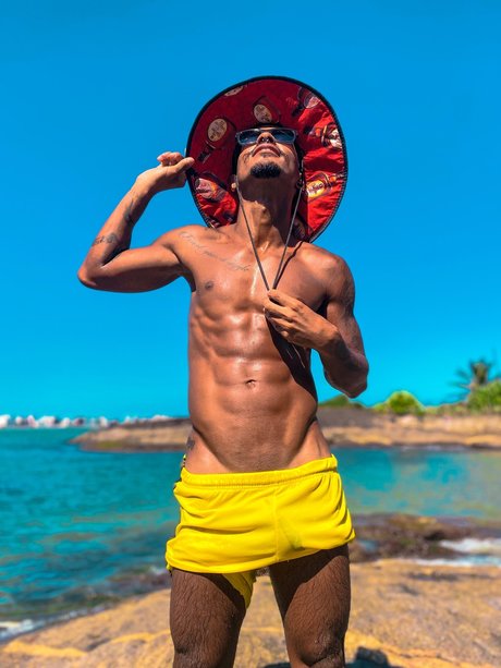 Naken läckt OnlyFans-bild av Patrick Connan