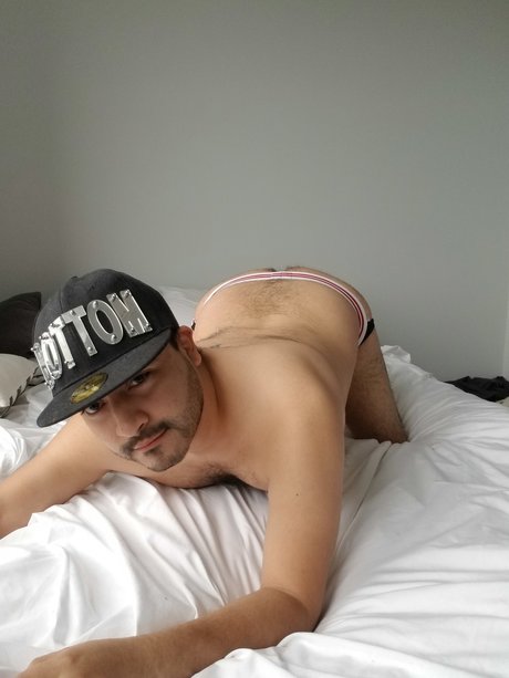 Naken läckt OnlyFans-bild av Chris