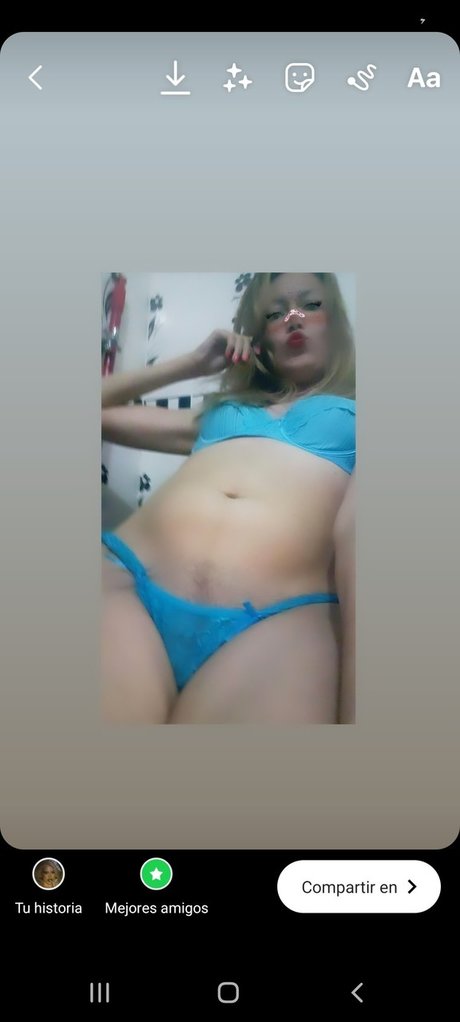 Naken lekkede OnlyFans-bilde av Samanta