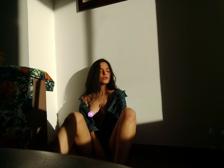 Nahá fotka uniklých OnlyFans od Daniela