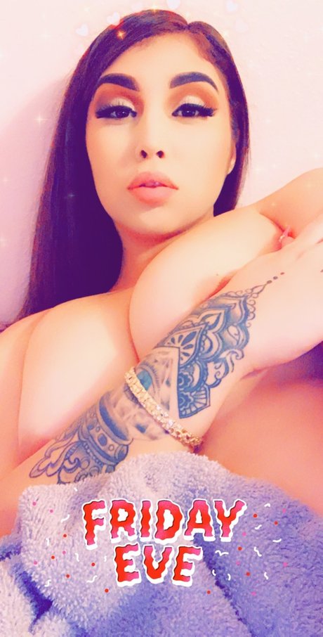 Naken läckt OnlyFans-bild av Zoee