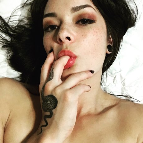 Foto nua vazada do OnlyFans de Poppy