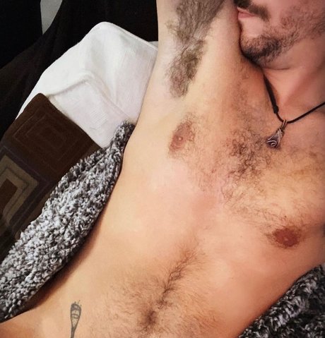 Nøgent lækket OnlyFans-billede af Popchampagne