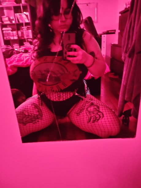 Naken läckt OnlyFans-bild av Pocket