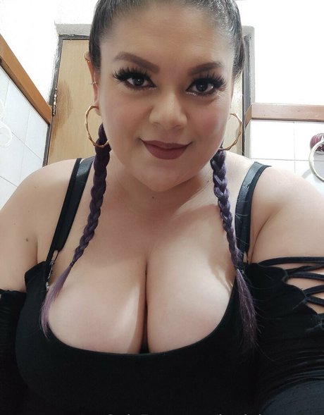 Hotjuicycurvy