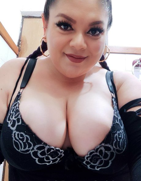 Hotjuicycurvy