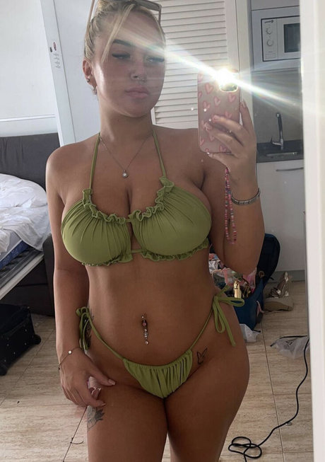 Nahá fotka uniklých OnlyFans od Caoimhe Moreland