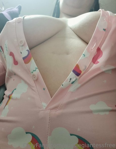 Aussiegiantessfree