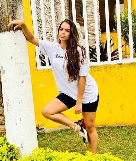 Izabelly Linhares