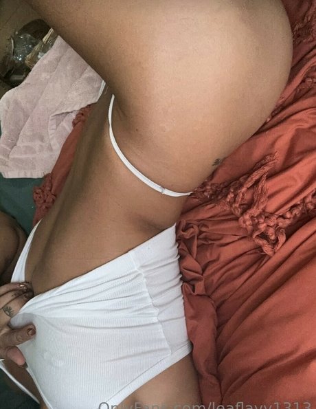 Nahá fotka uniklých OnlyFans od Lea Flavy