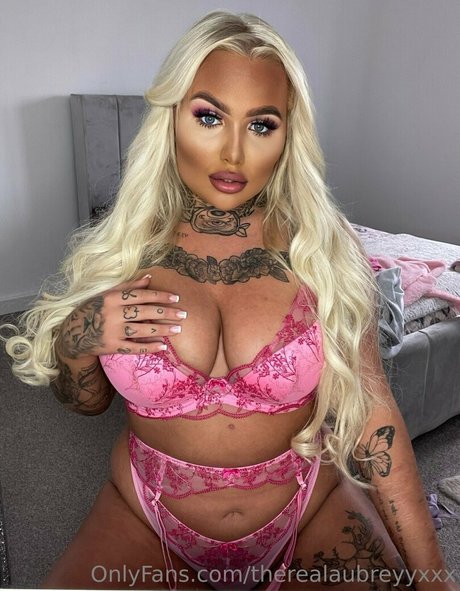 Inkedblondieeee