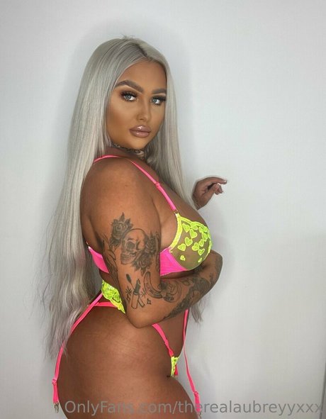 Inkedblondieeee