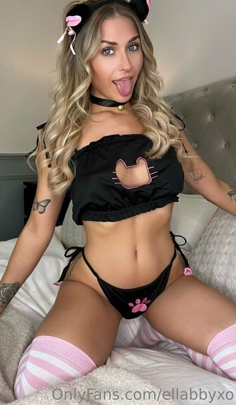 Ellabbyxo  nude leaked OnlyFans photo