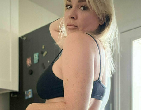Nahá fotka uniklých OnlyFans od Danadearmondfree