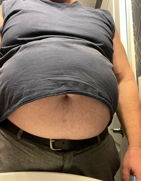Alasti lekkinud OnlyFans-i pilt Outihulk
