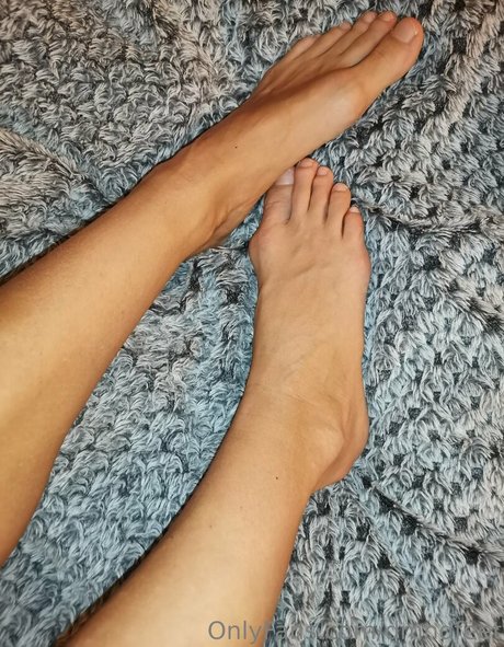 Nahá fotka uniklých OnlyFans od Dmndfeet