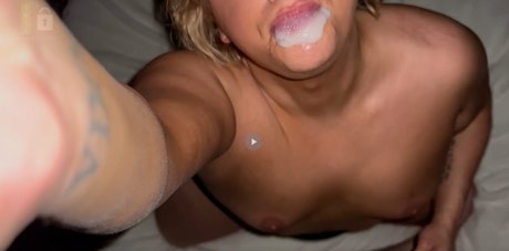 Naomi4free