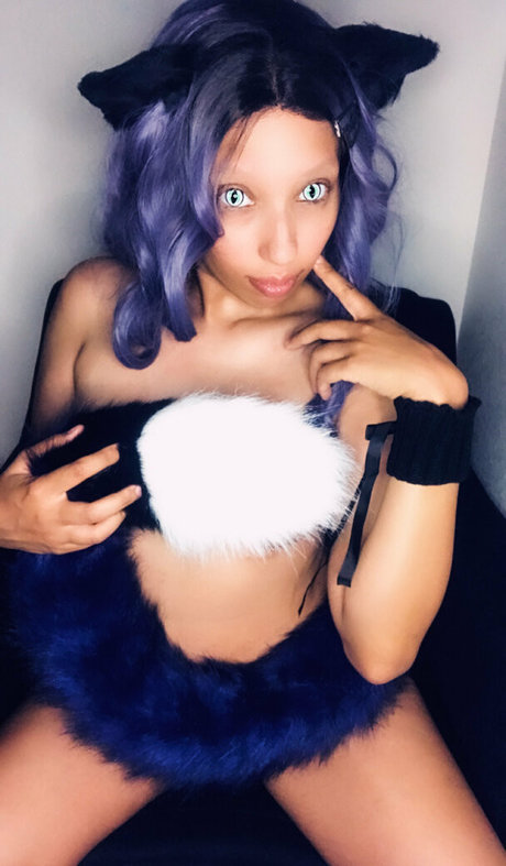 Nahá fotka uniklých OnlyFans od Smittenkittenmeowsfree