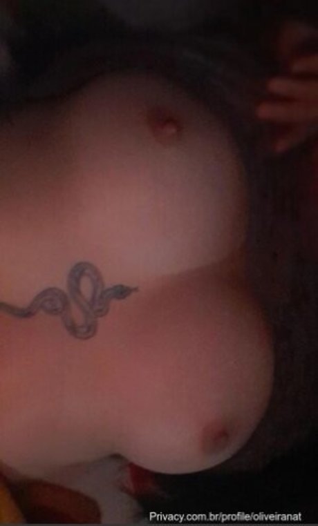 Nahá fotka uniklých OnlyFans od Oliveiiranatt