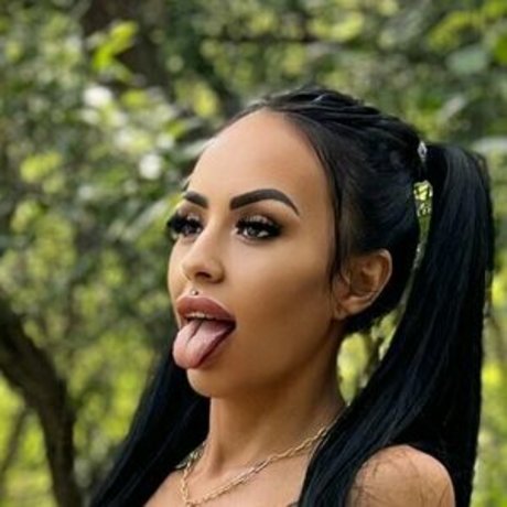 Обнаженная фотография утечки OnlyFans от Alexandraalefree