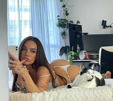 Foto di nudo di fuga di OnlyFans di Bobbiedavisonly