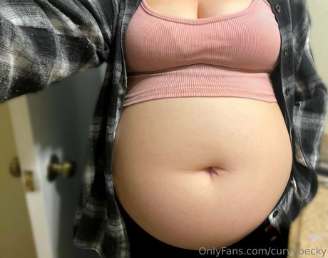 Naken läckt OnlyFans-bild av Curvybecky
