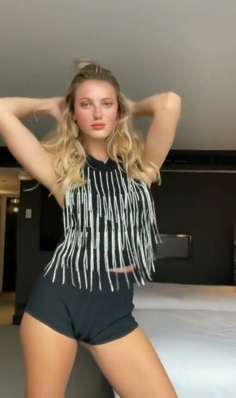 Photo nue de fuite OnlyFans de Jemima Robinson